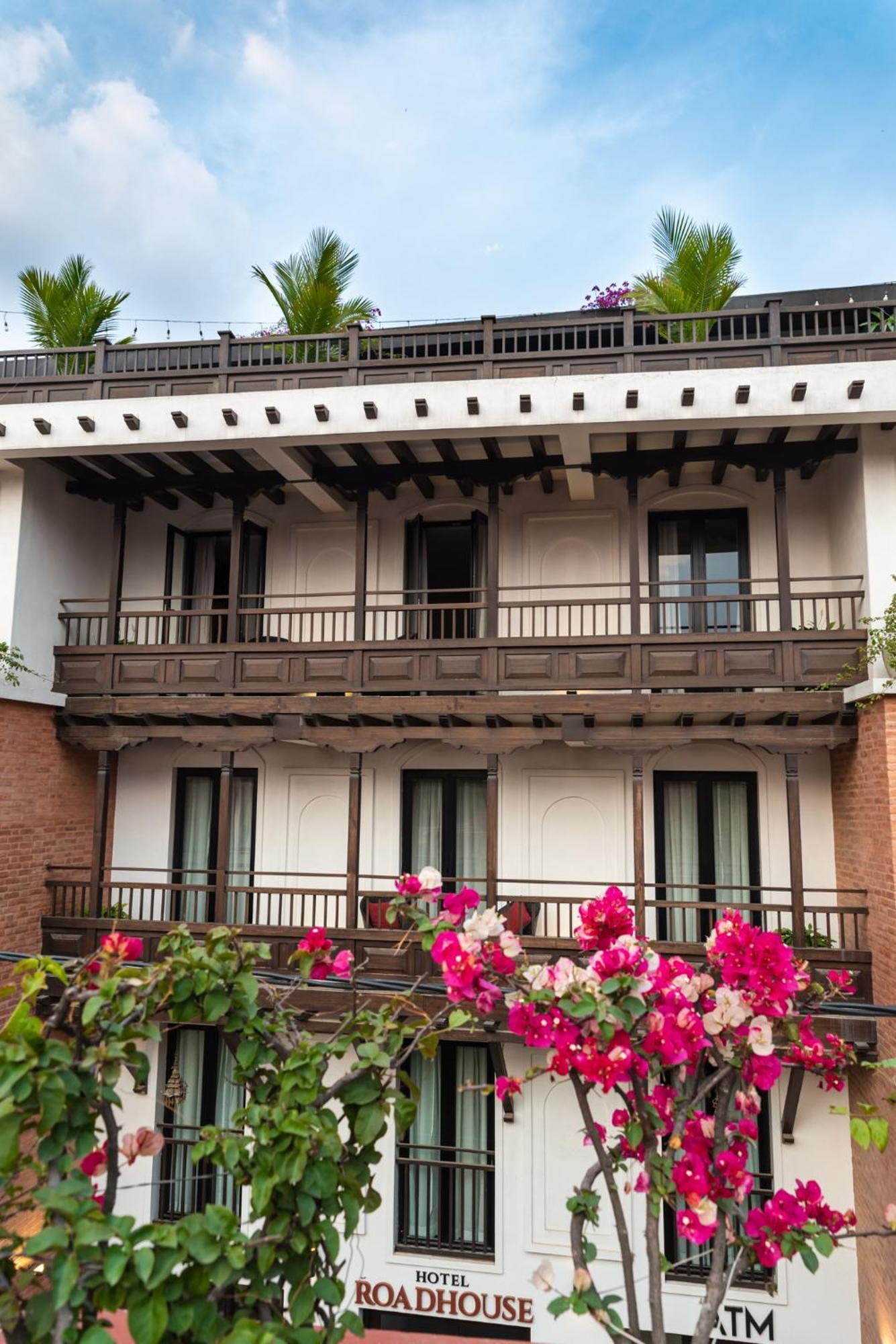 Hotel Roadhouse, Thamel, Kathmandu- Contemporary Boutique Exterior photo